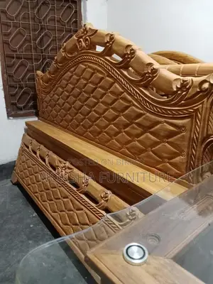 Factory Price: Attractive Design Beds for Sale