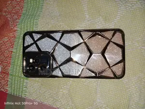 Realme C35 4+4/128 (Used)