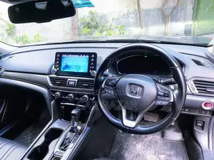 Honda Accord STYLISH SEDAN 2.0L 2022