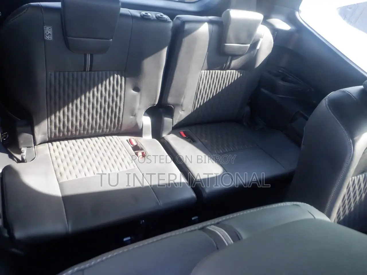 Toyota Noah SZ HYBRID 2023