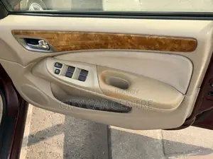 Nissan Bluebird Octane driven 2003