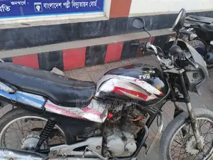 TVS Raider 125 . 2015