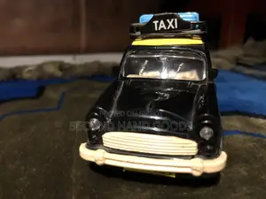 Toy Car Good Condition খেলনা গাড়িটি ভালো অবস্থায় আছে