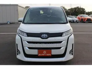 Toyota Noah Hybrid X প্রি-অর্ডার ২০২২