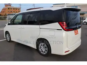 Toyota Noah Hybrid X pre order 2022