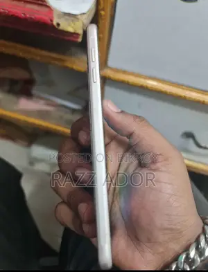 স্যামসাং গ্যালাক্সি এ৭ (ব্যবহৃত)