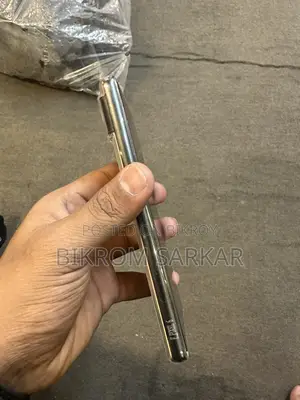 Google Pixel 6 . (Used)