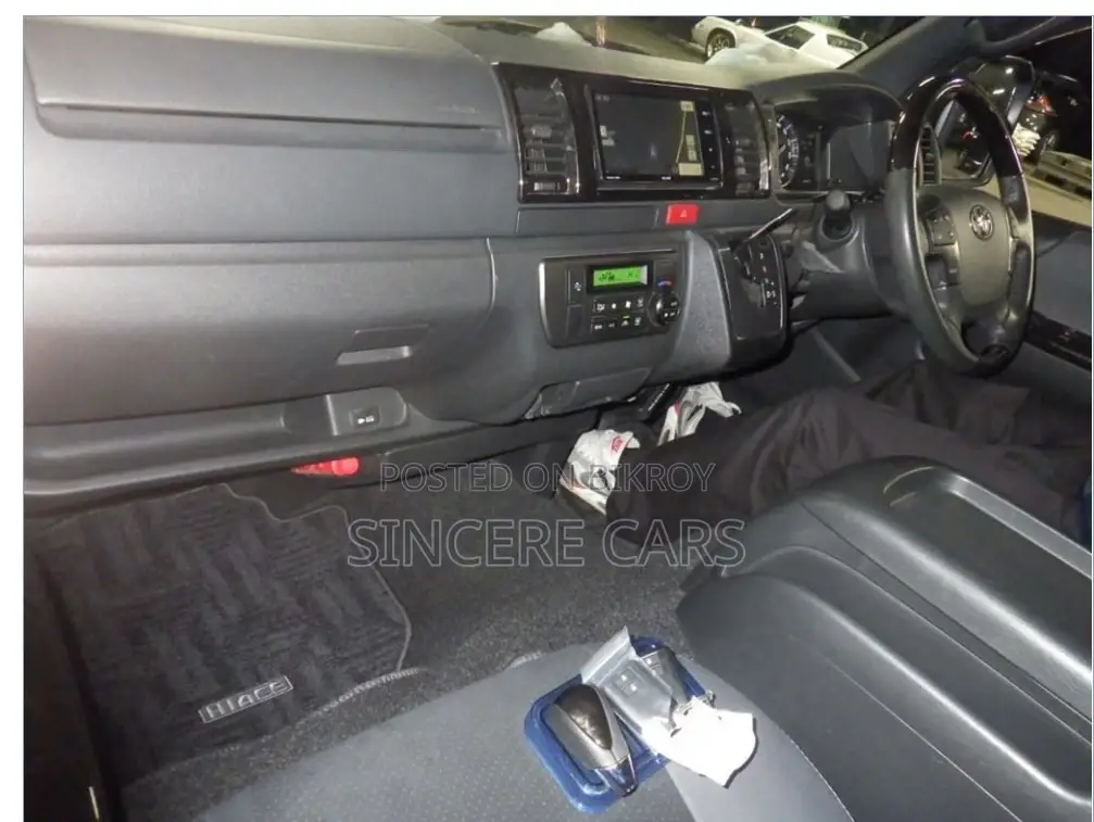 Toyota Hiace Super Gl Purple 2022