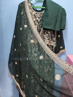 পার্টি গাউন