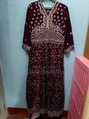 পার্টি গাউন