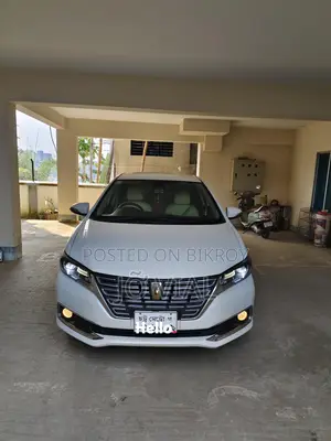 Toyota Premio 2016