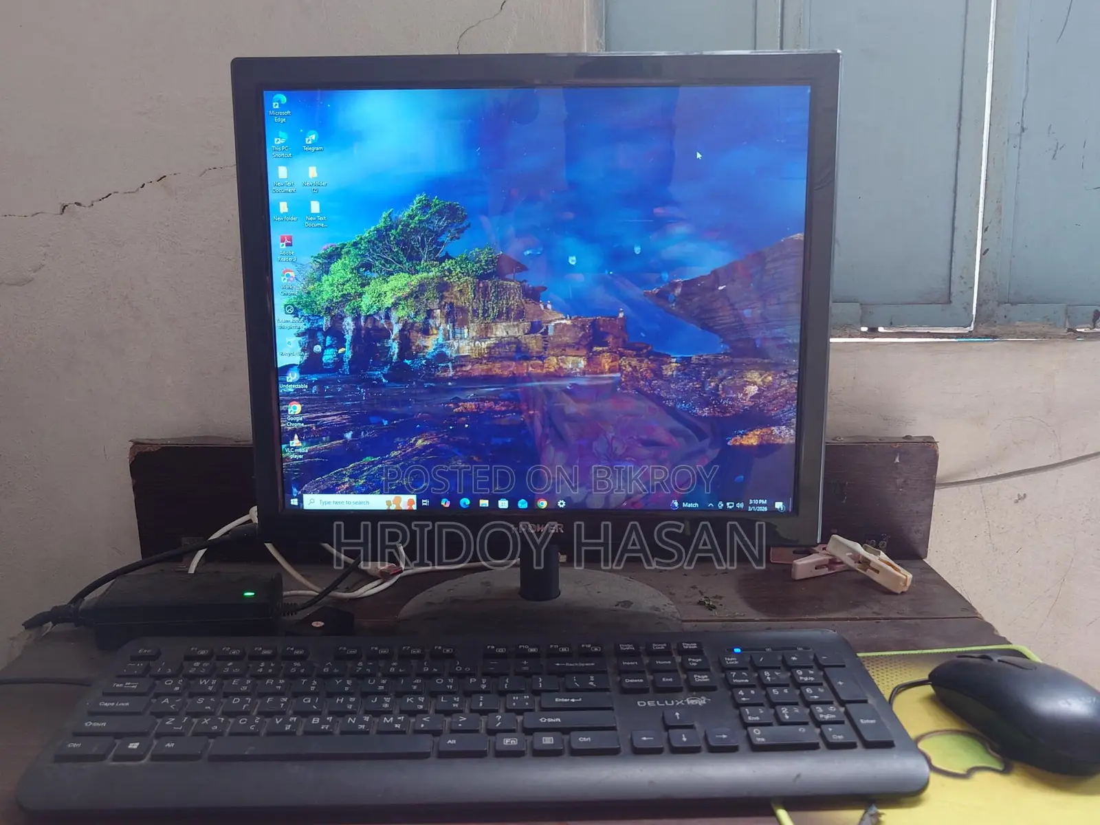 Computer for Sale: 8GB RAM, 128MB Graphics Card, 128GB Storage