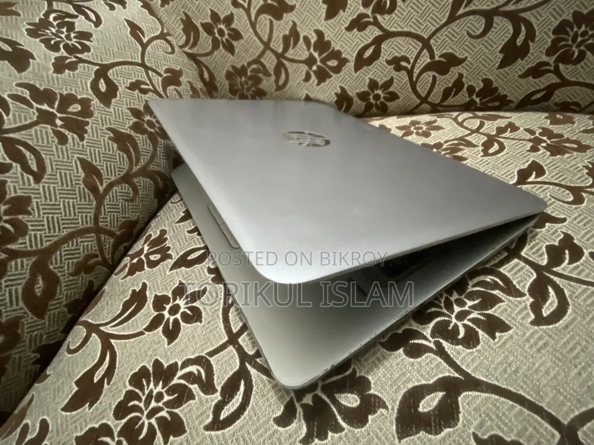 HP Core i5 6th generation Laptop/SSD:256 GB/Ram 4GB