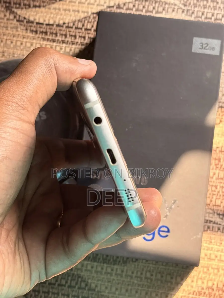 Samsung Galaxy S7 Edge (Used)