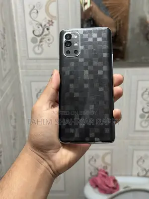 OnePlus 9R (Used)