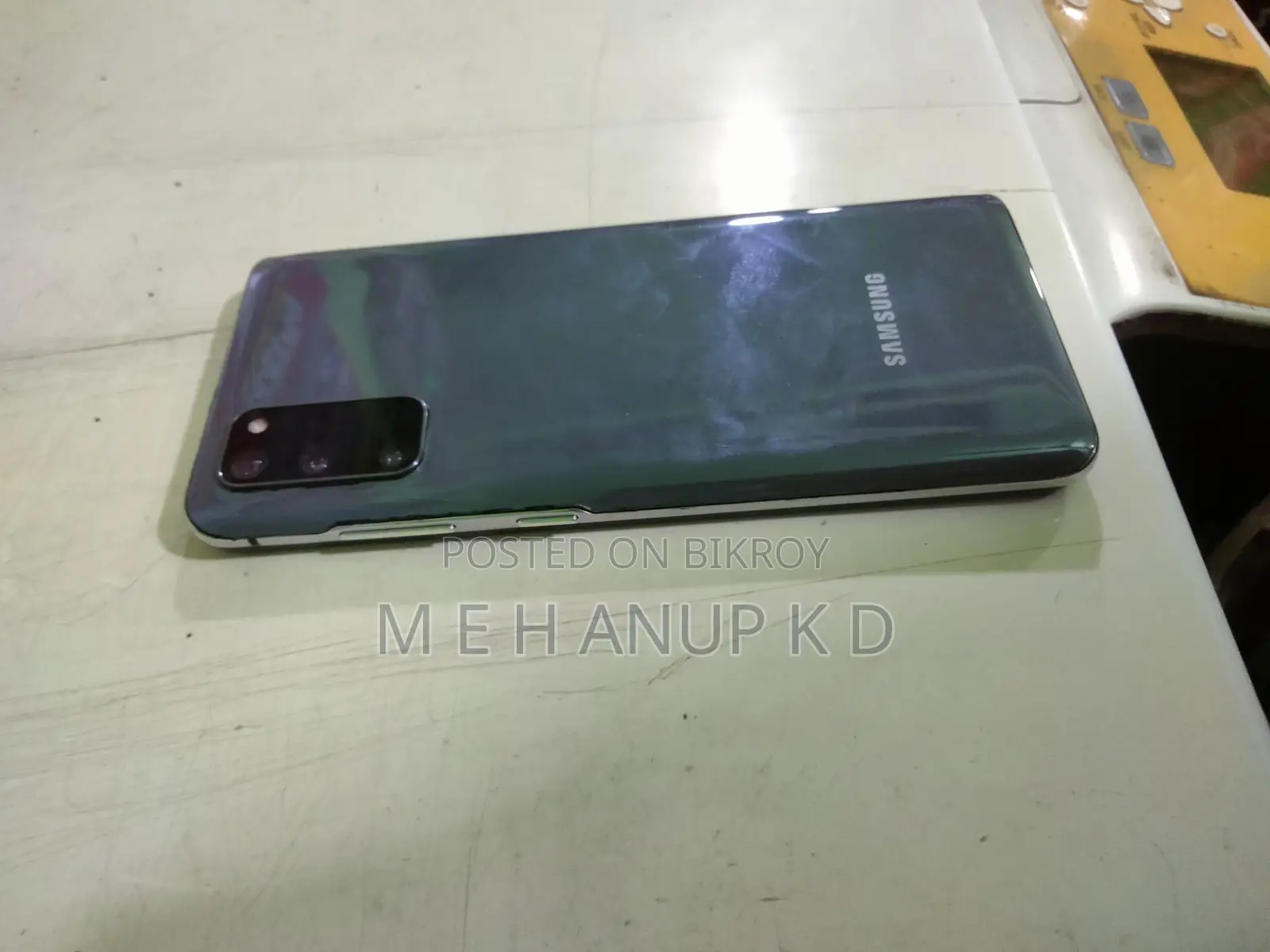 Samsung Galaxy S20 5G (Used)