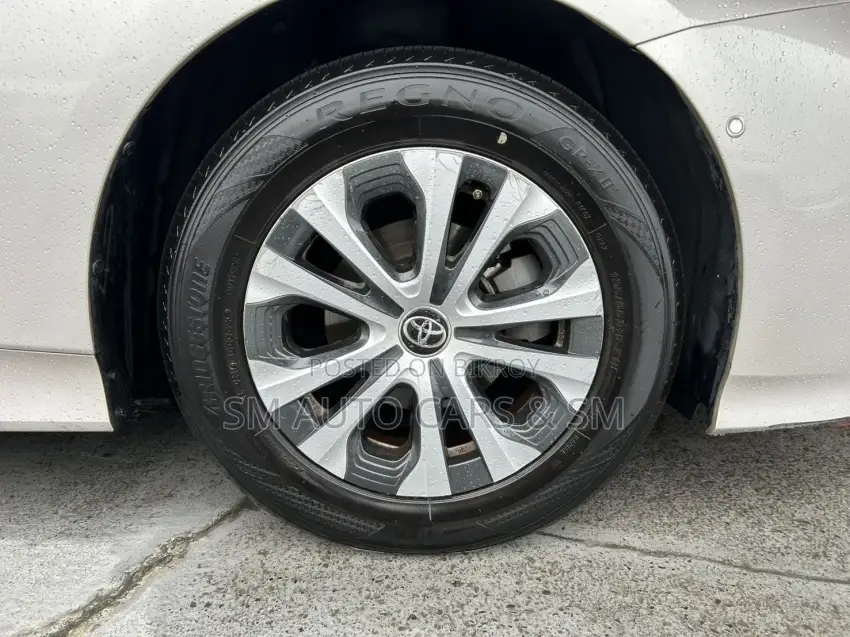 Toyota Prius A Pkg Beige Color 2021
