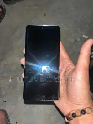 Google Pixel 7 Pro . (Used)