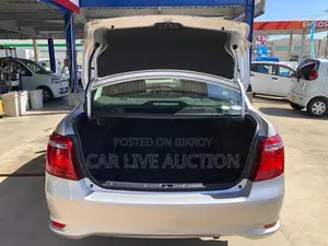 Toyota Axio Hybrid EX package 2021