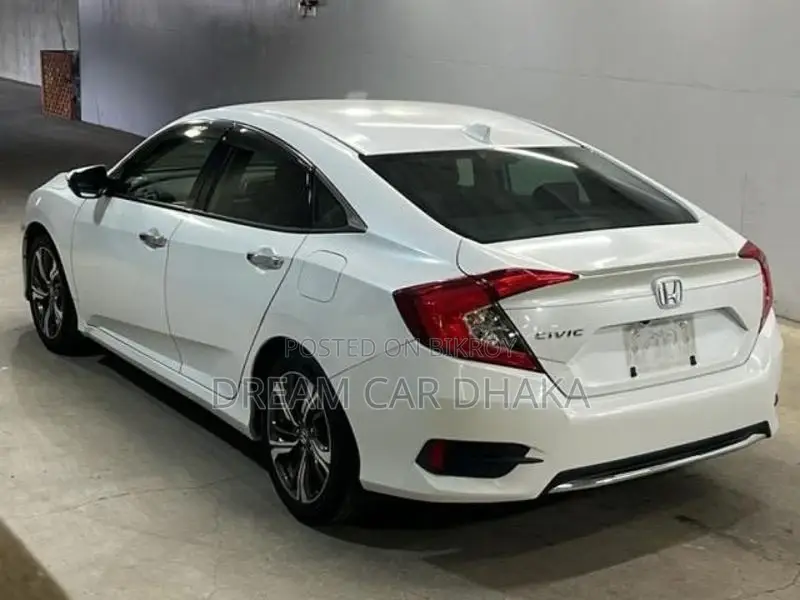 Honda Civic NON HYBRID EX PEARL 2020