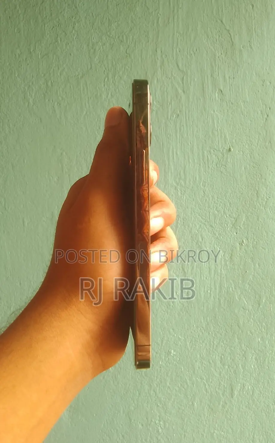 Apple iPhone 12 Pro country lock (Used)