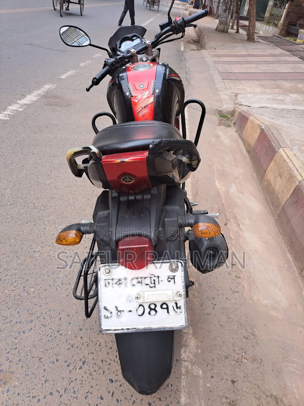 Yamaha FZS 2015