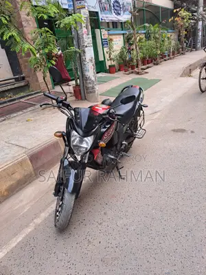 Yamaha FZS 2015