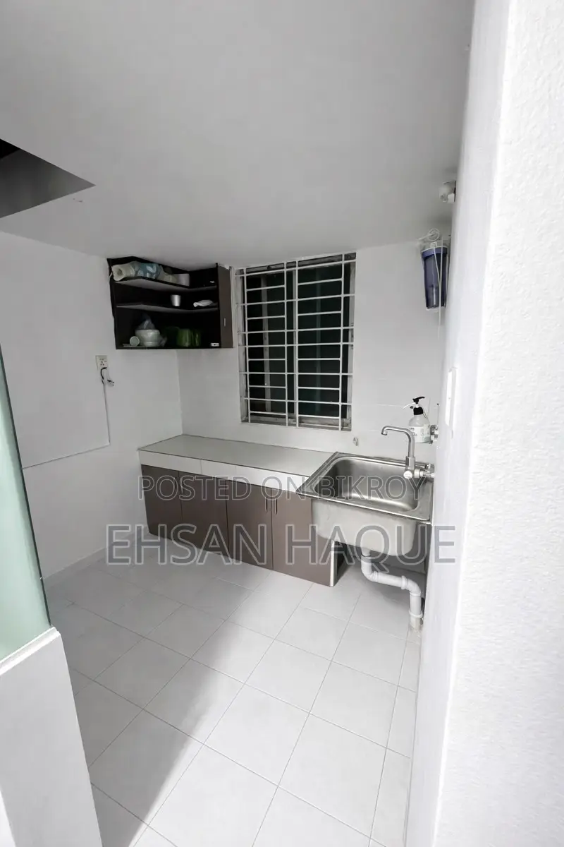 Fully Furnished Executive Office for Immediate Rent