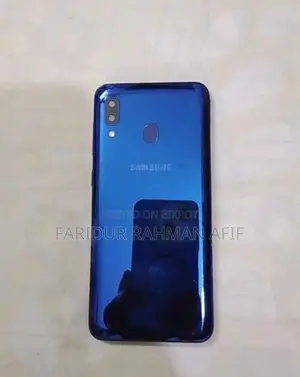 Samsung Galaxy A20 (Used)