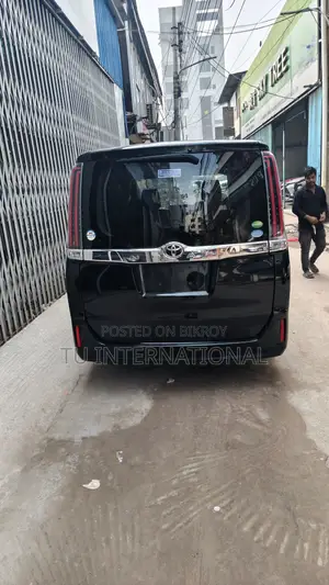 Toyota Noah KEY NON HYBRID PKG 2020
