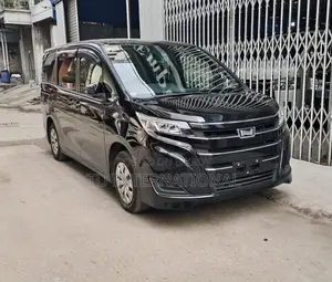 Toyota Noah KEY NON HYBRID PKG 2020