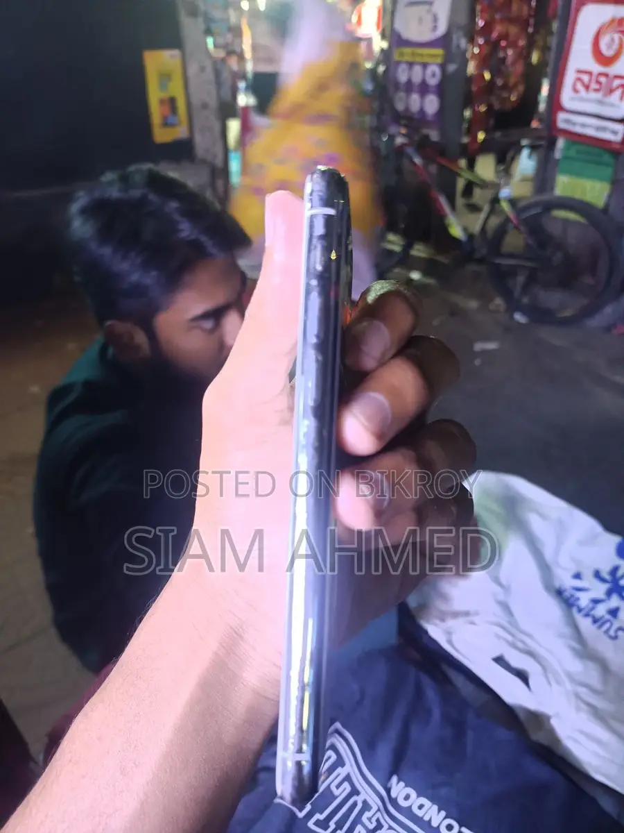 Apple iPhone 11 Pro (Used)