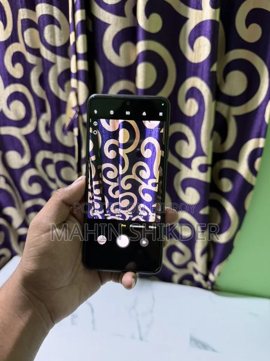 Xiaomi Redmi Note 11 . (Used)