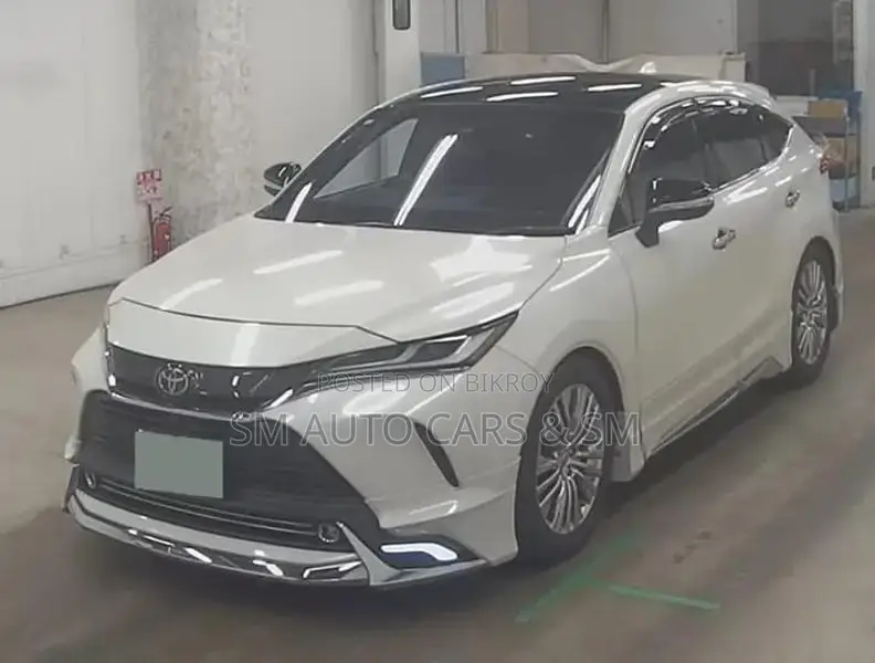 Toyota Harrier Non Hybrid Z Pearl 2021