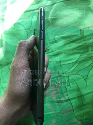 অ্যাপল আইফোন ৮ প্লাস (ব্যবহৃত)