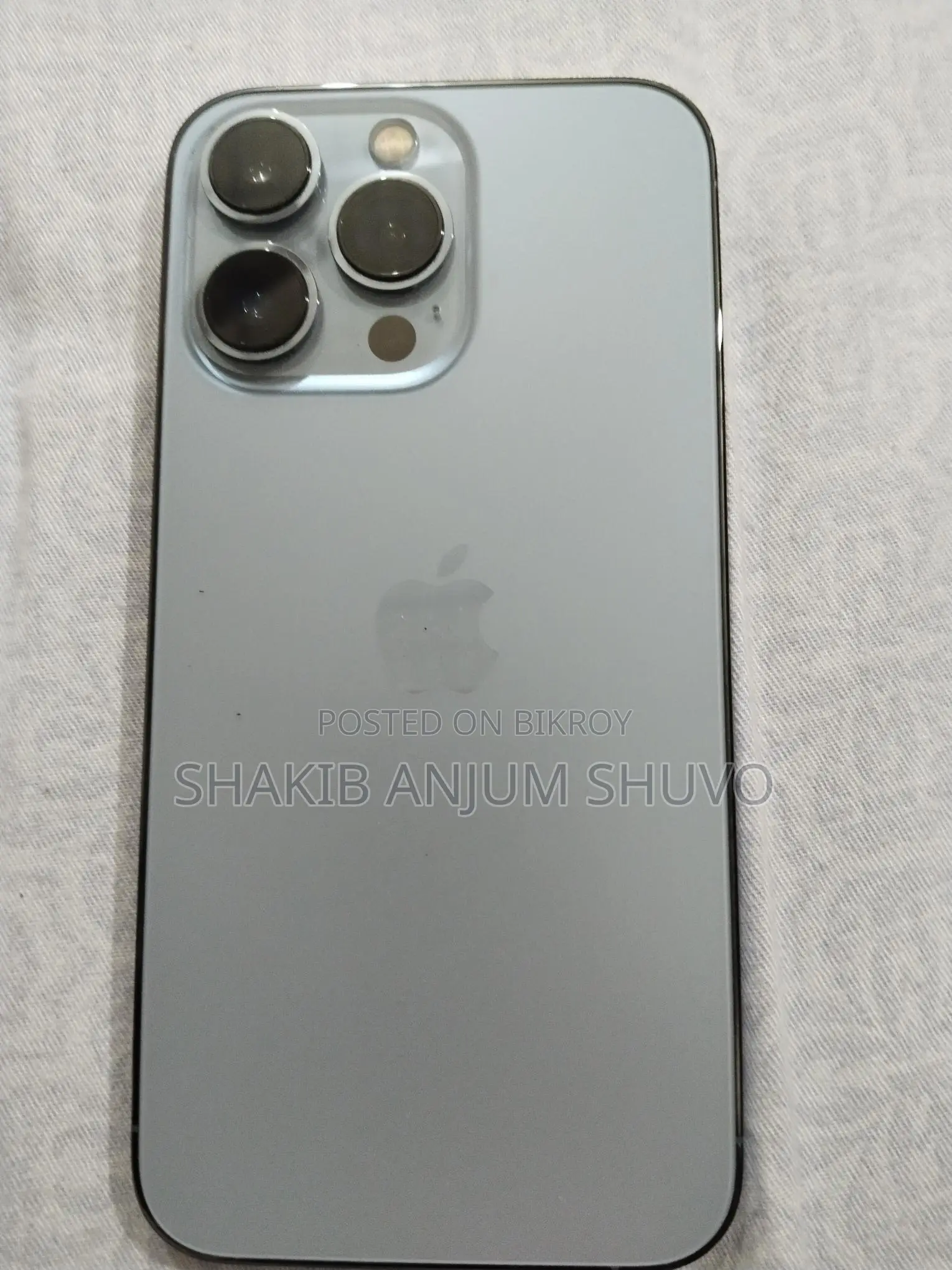 Apple iPhone 13 Pro . (Used)
