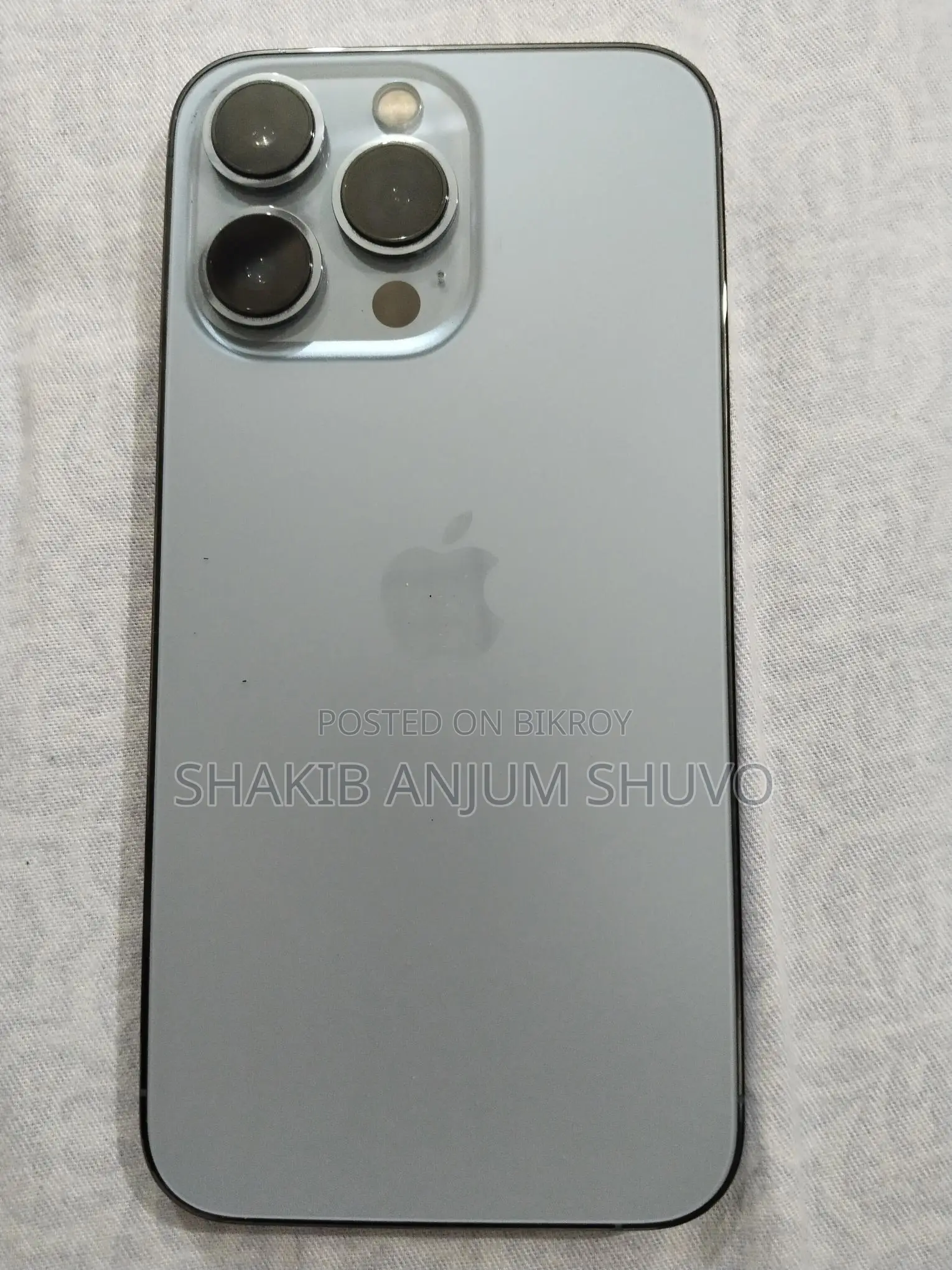Apple iPhone 13 Pro . (Used)