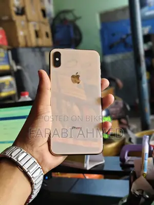 Apple iPhone XS Max . (Used)