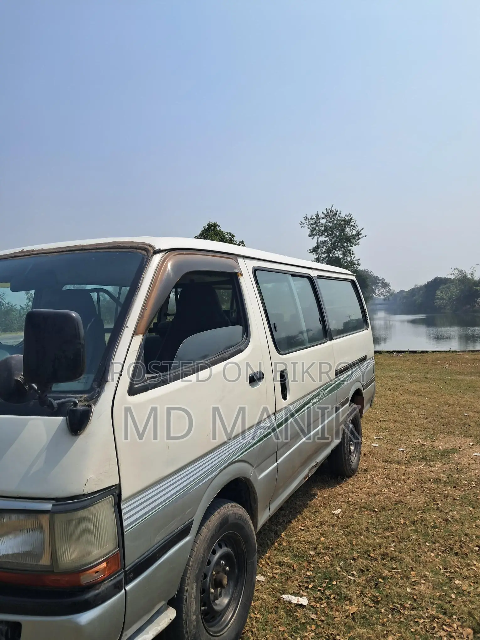 Toyota Hiace 2004
