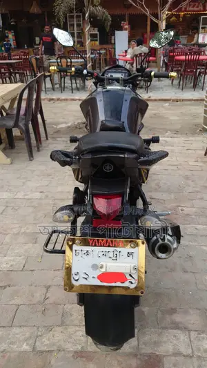 ইয়ামাহা এফজেডএস ভি২ . ২০১৬