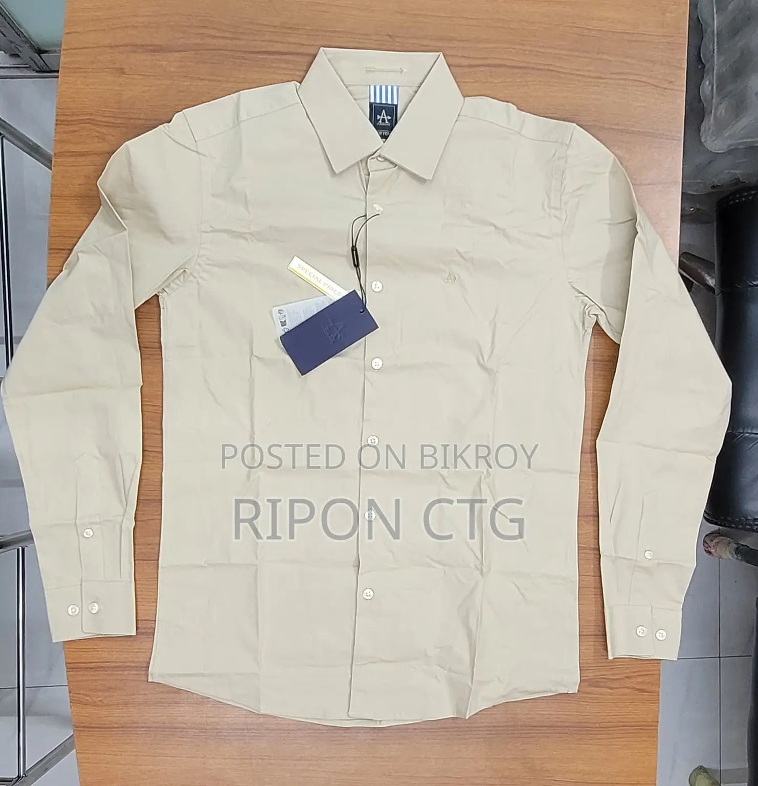 Arrow Brand Shirt. 100% Cotton.