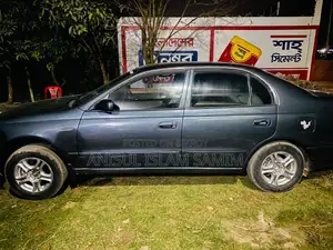 Toyota Corona . 1994