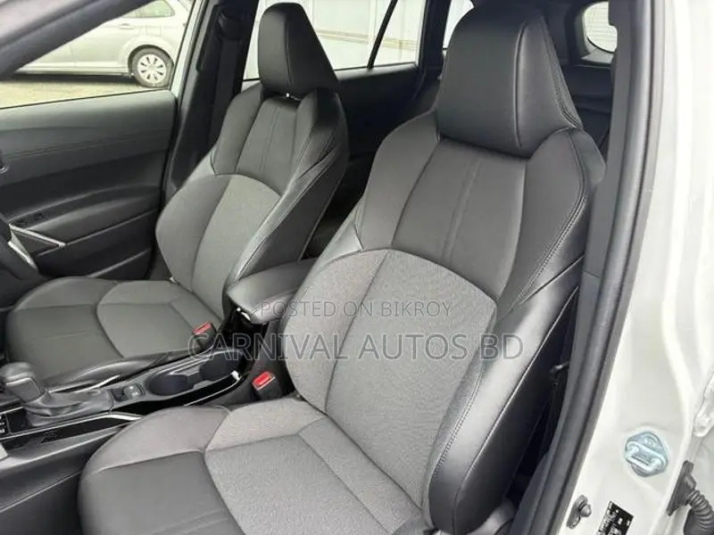 Toyota Corolla Cross Z HYBRID 2021 White