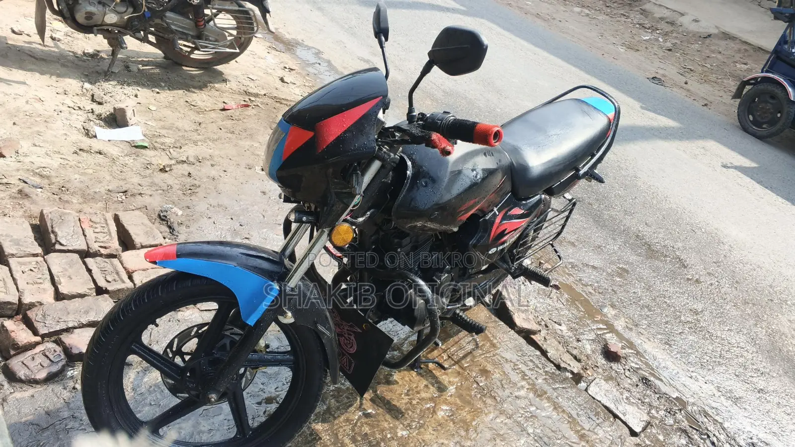 Royal Alloy GT 125 . 2017