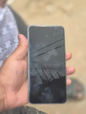 Samsung Galaxy S24 চমৎকার (ব্যবহৃত)