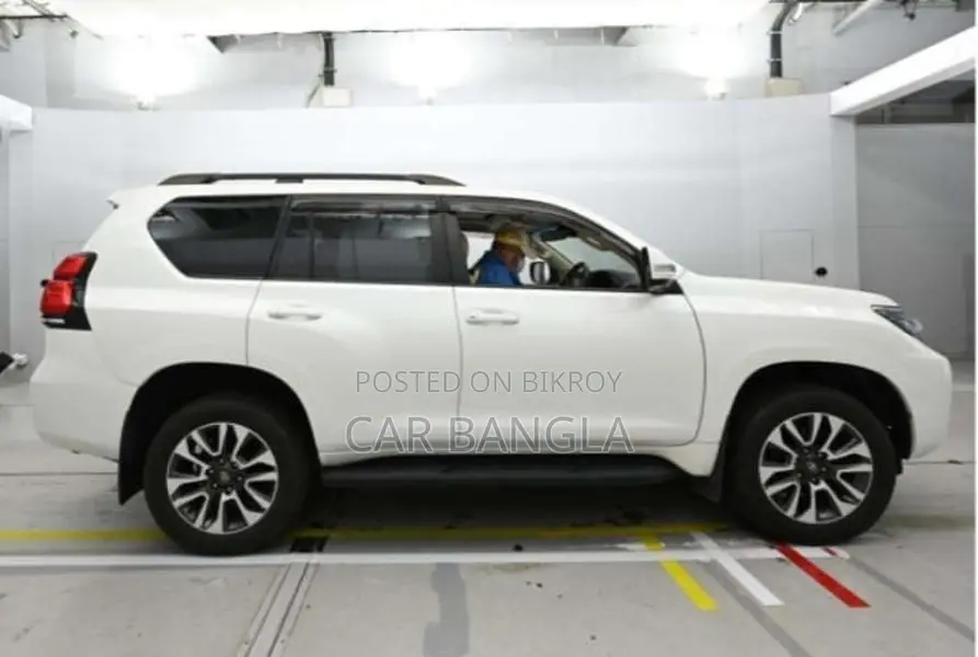 Toyota Prado TX-L 2022