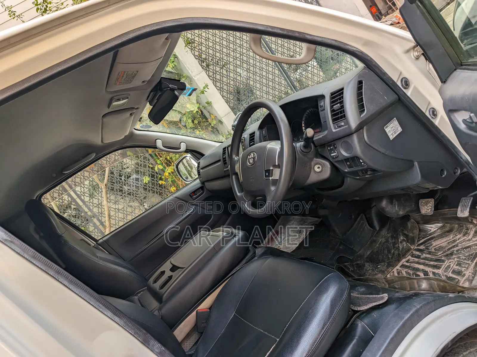 Toyota Hiace GL-ব্যাংক লোন ২০১৯