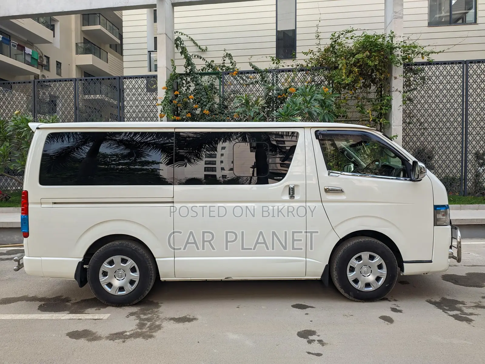 Toyota Hiace GL-ব্যাংক লোন ২০১৯