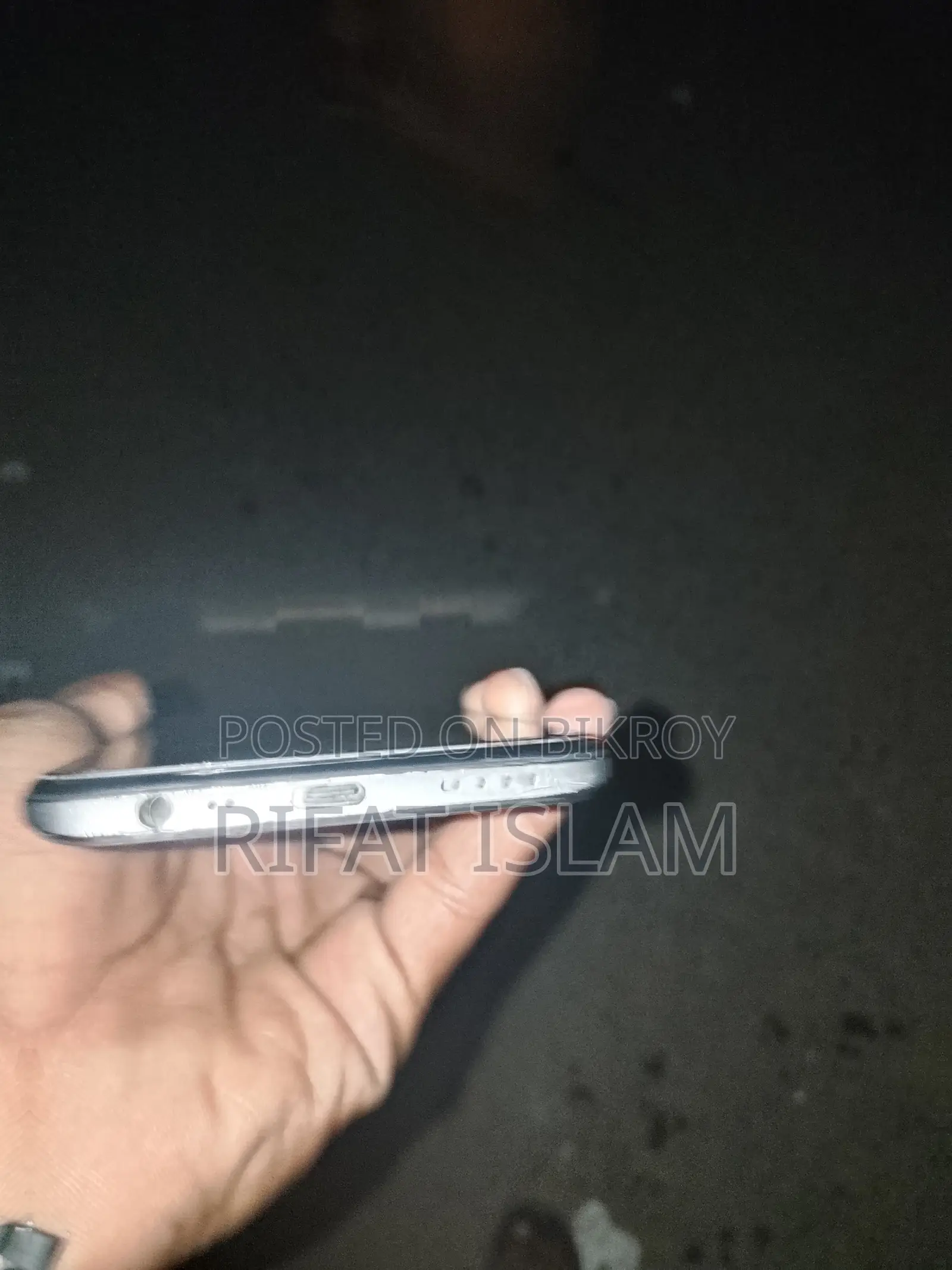Realme 8 (Used)