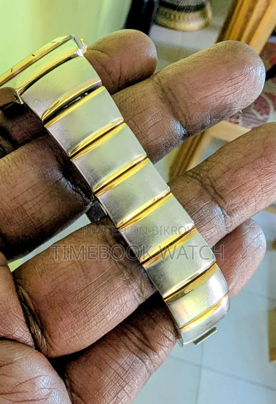 ACCURIST Ladiies Watch Beautiful Gold color 100% জেনুইন